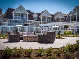 Courtyard - Fire Pits