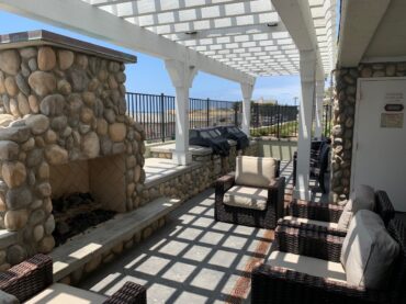 Oak Condominium Timeshare Fireplace BBQ Pergola