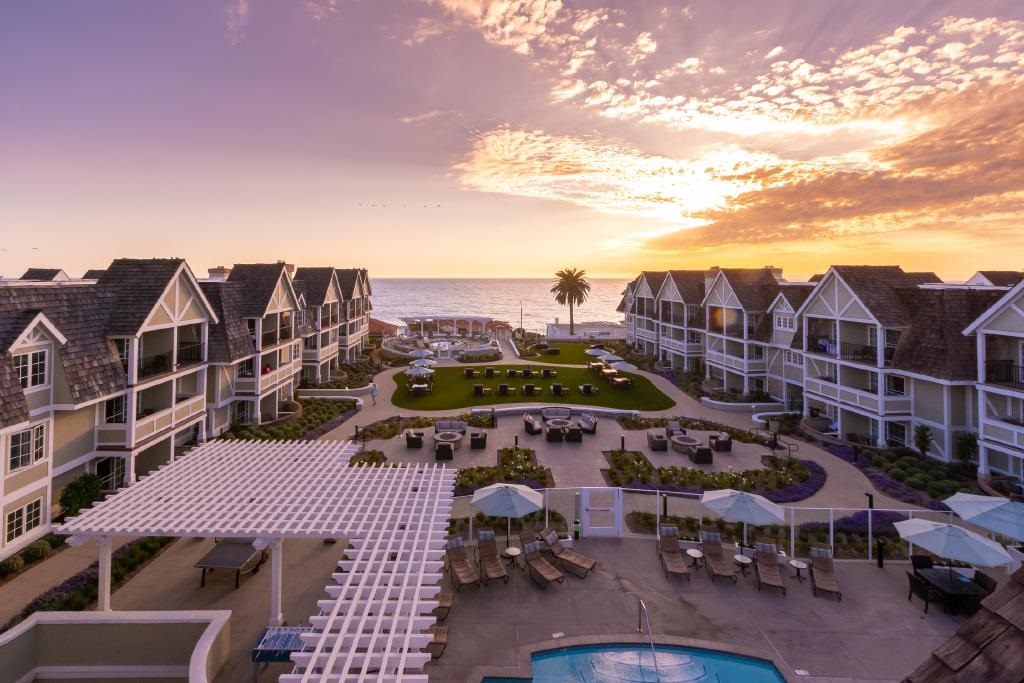 Carlsbad Resort Hotel Ocean Courtyard Pool