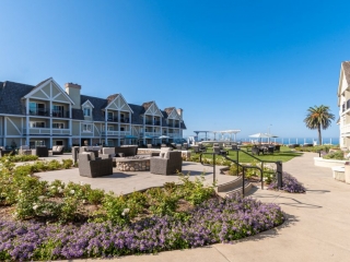 Carlsbad Resort Hotel Courtyard Ocean View